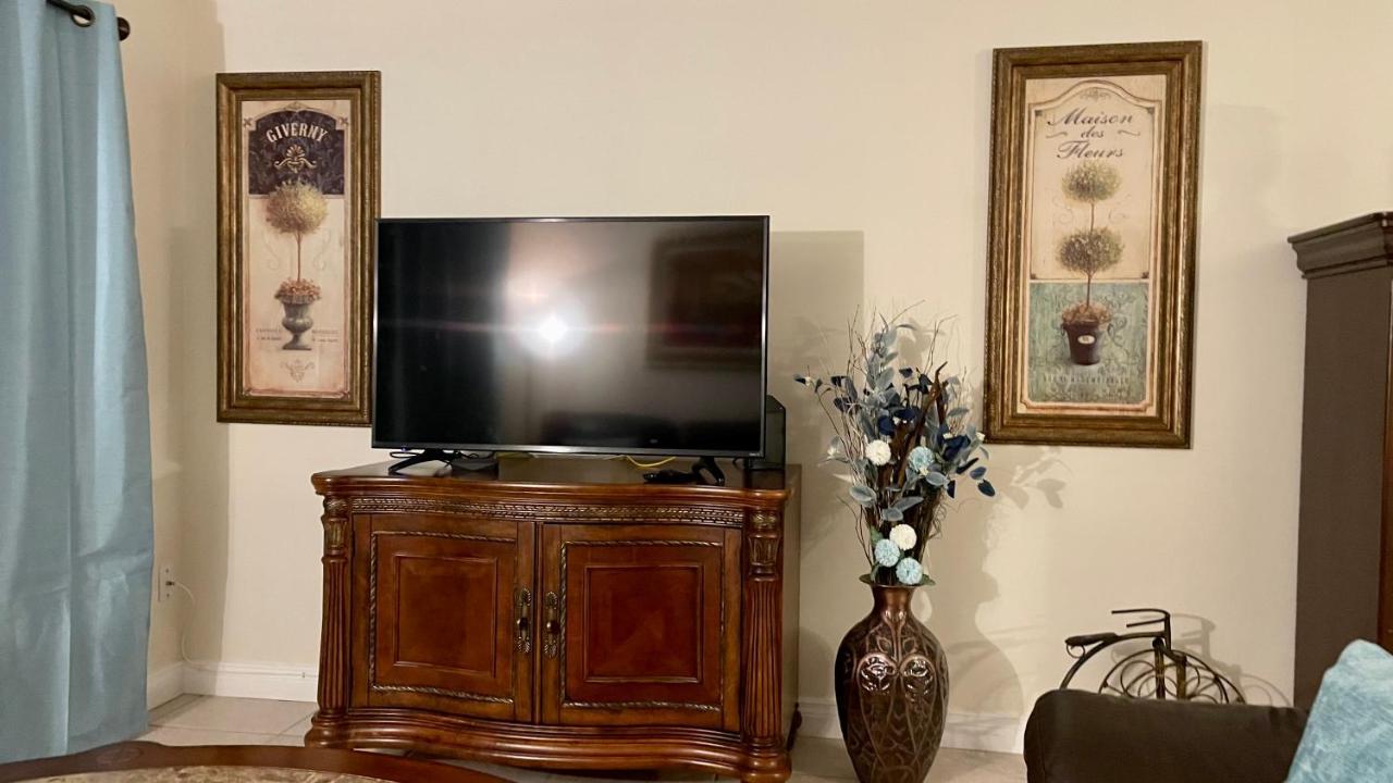 Lovely 2Bed 2Ba Vacation Rental Near The Beach Pompano Beach Bagian luar foto
